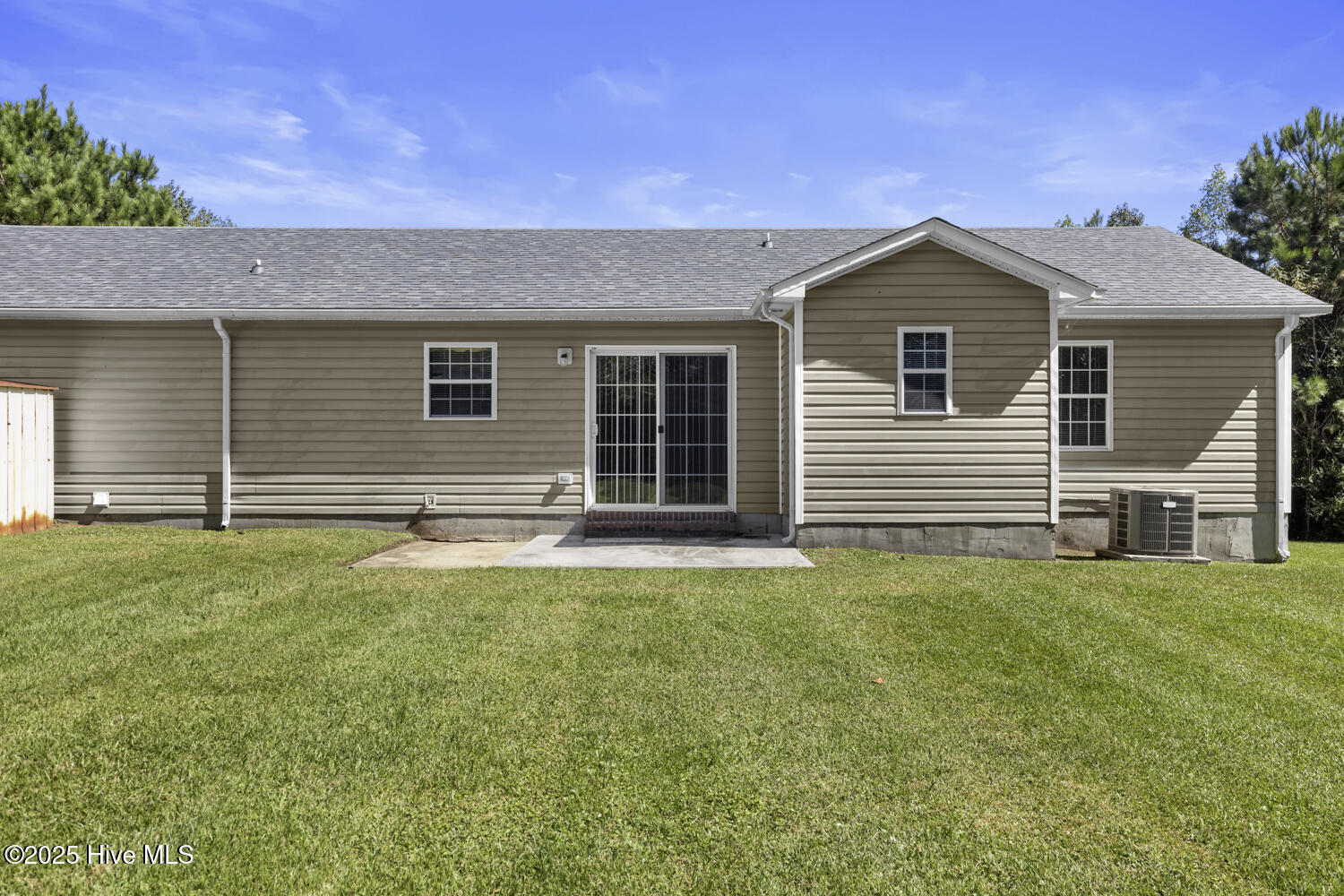 102 Freeport Court Hubert, NC 28539 - Photo 23 of 27 freeport-25