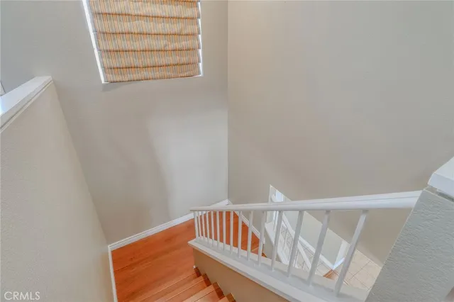 a view of a livingroom with furniture