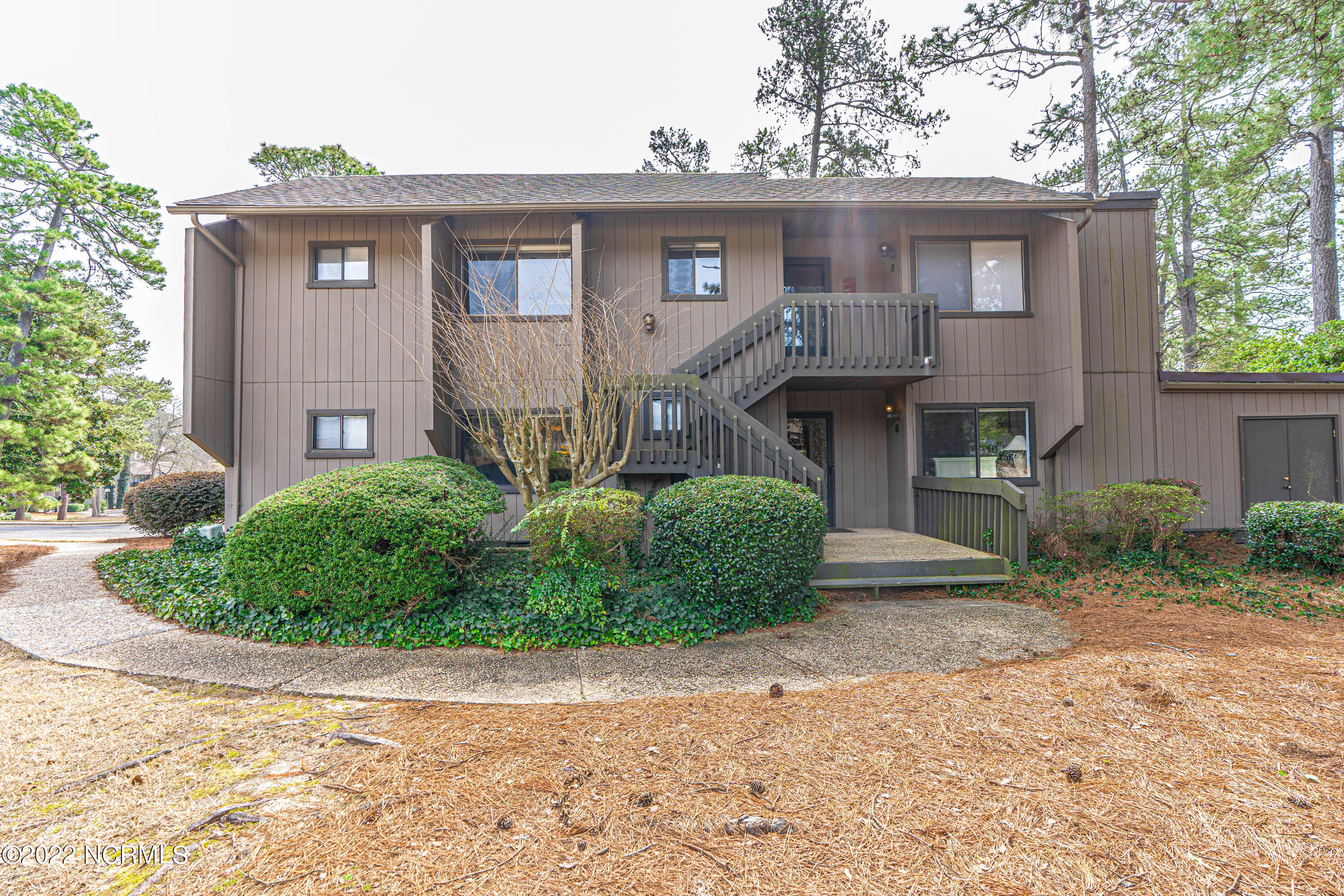 85 Pine Valley Road, Unit 1 Pinehurst, NC 28374 - Photo 2 of 31 Fabulous spacious living