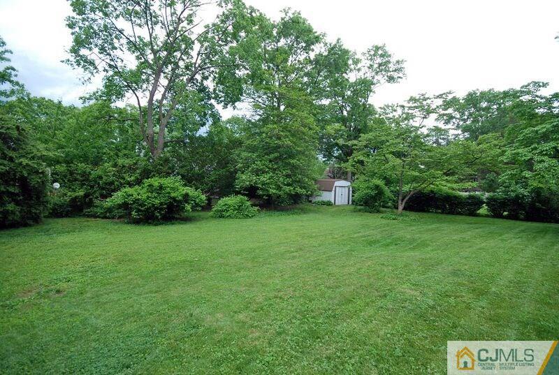 569 Ashland Road Middlesex, NJ 08846 - Photo 19 of 21 Gallery Image 19