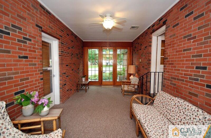 569 Ashland Road Middlesex, NJ 08846 - Photo 9 of 21 Gallery Image 9