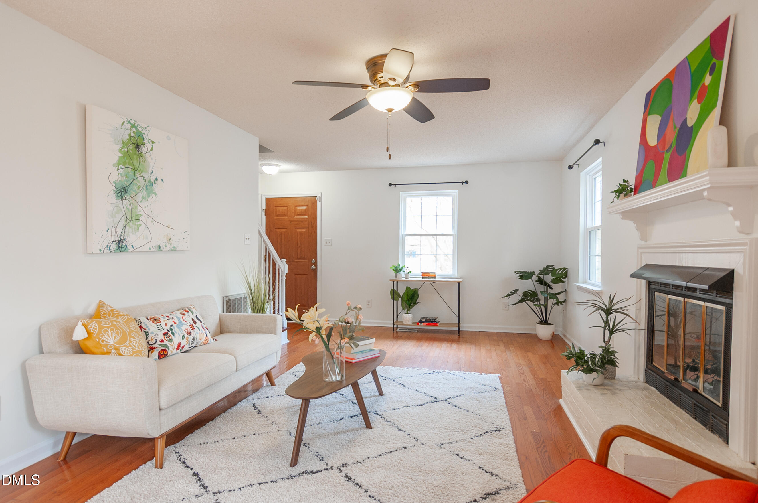 5510 Loyal Avenue Durham, NC 27713 - Photo 5 of 24 Living Room
