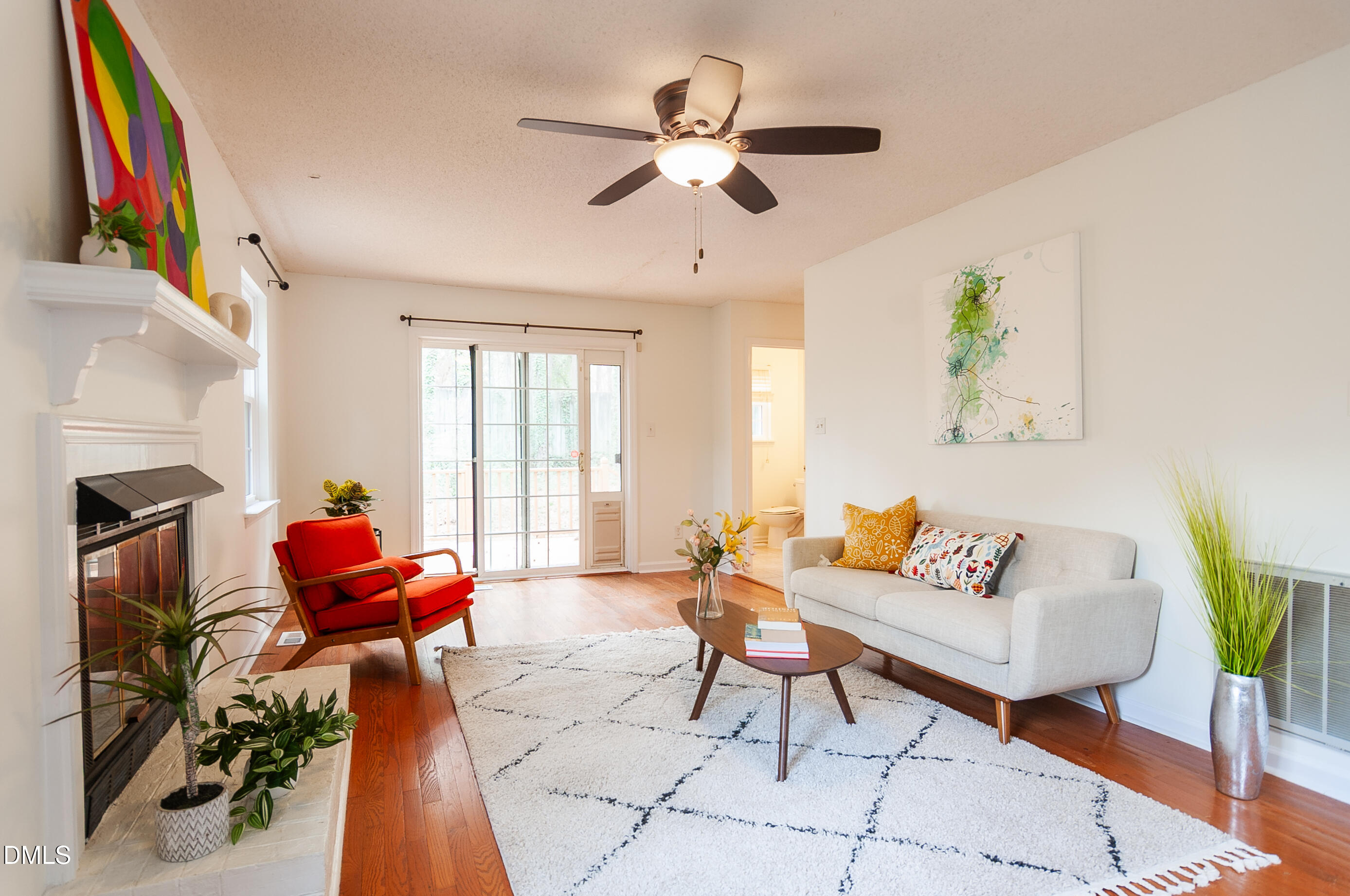 5510 Loyal Avenue Durham, NC 27713 - Photo 6 of 24 Living Room