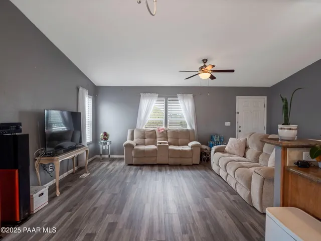 $435,000 | 13625 Lazy River Drive, Dewey-Humboldt, AZ 86329