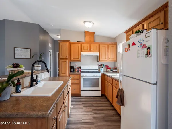 $435,000 | 13625 Lazy River Drive, Dewey-Humboldt, AZ 86329