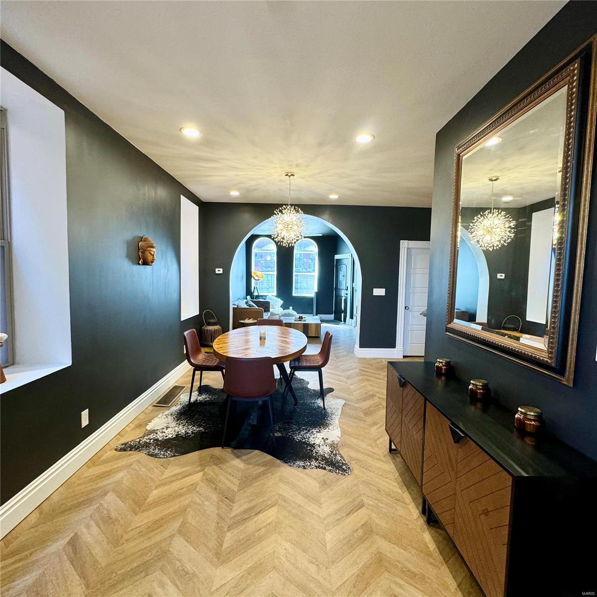 Undisclosed Address St. Louis, MO 63118 - Photo 13 of 36