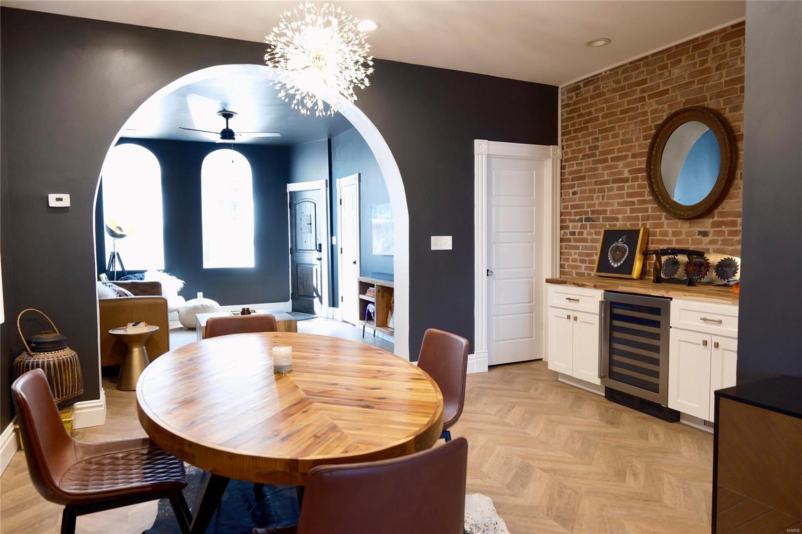 Undisclosed Address St. Louis, MO 63118 - Photo 10 of 36