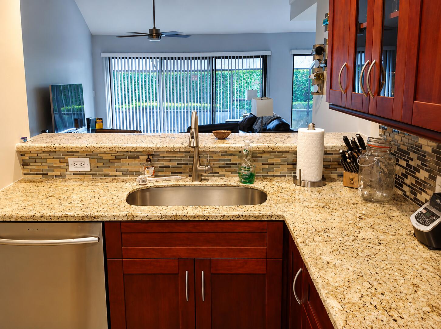 6850 Northwest 2nd Avenue, Unit 18 Boca Raton, FL 33487 - Photo 6 of 11 0DCD11CC-3248-43A4-9D20-6F75D3D41B09