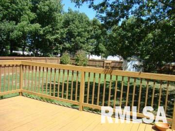 3020 Pine Ridge Drive Herrin, IL 62948 - Photo 4 of 12 Gallery Image 4