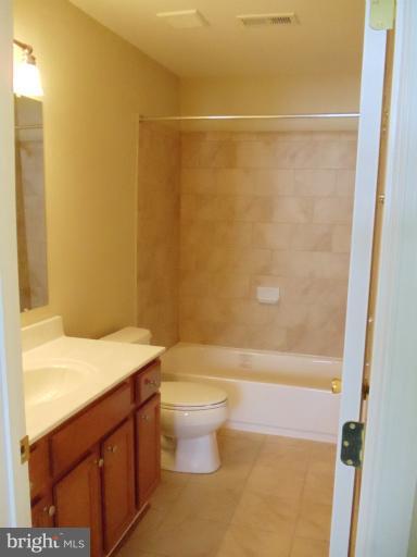 4100 Chatham Road Baltimore, MD 21207 - Photo 16 of 30 Bath