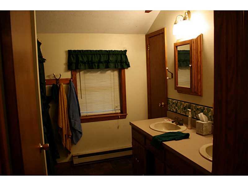 82 Daugherty Road Grove City, PA 16127 - Photo 8 of 24 Full Bath.