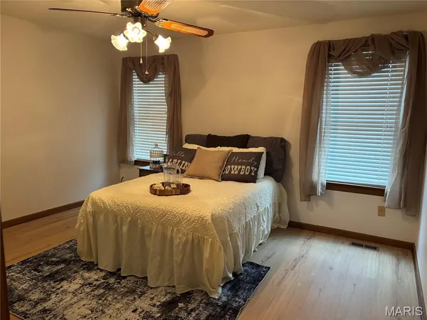 $209,900 | 3115 Autumn Trace Drive, Maryland Heights, MO 63043