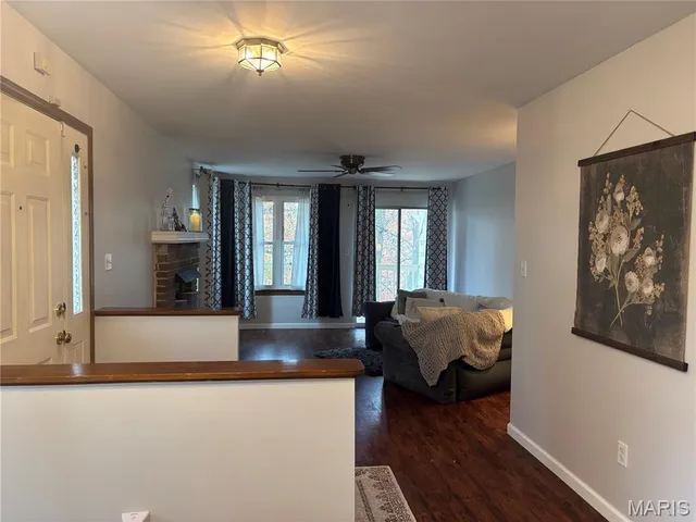 $219,900 | 3115 Autumn Trace Drive, Maryland Heights, MO 63043