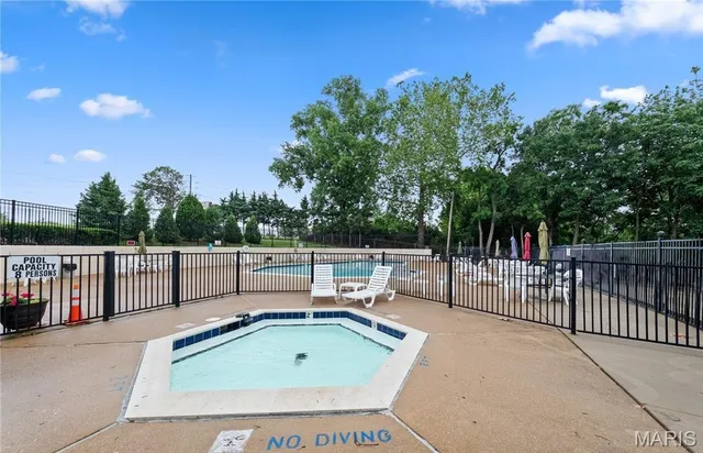 $219,900 | 3115 Autumn Trace Drive, Maryland Heights, MO 63043