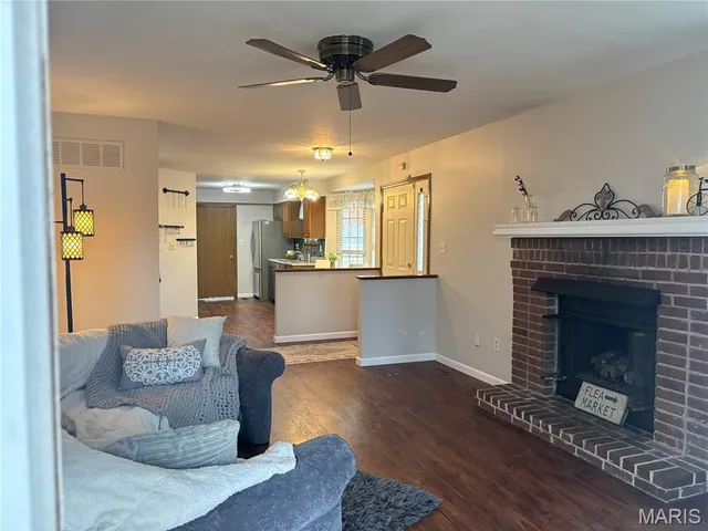 $219,900 | 3115 Autumn Trace Drive, Maryland Heights, MO 63043