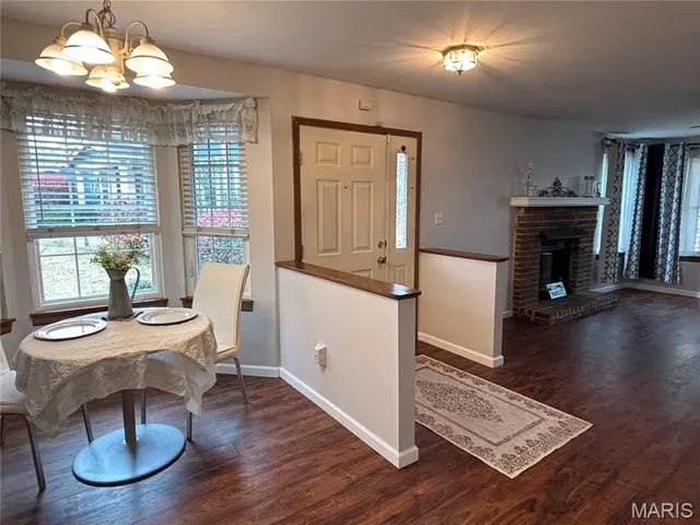 $219,900 | 3115 Autumn Trace Drive, Maryland Heights, MO 63043