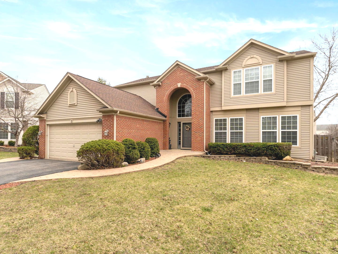 a view of a house with a outdoor space