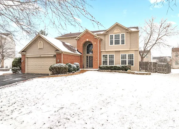 $520,000 | 7 Pampas Court, Bolingbrook, IL 60490