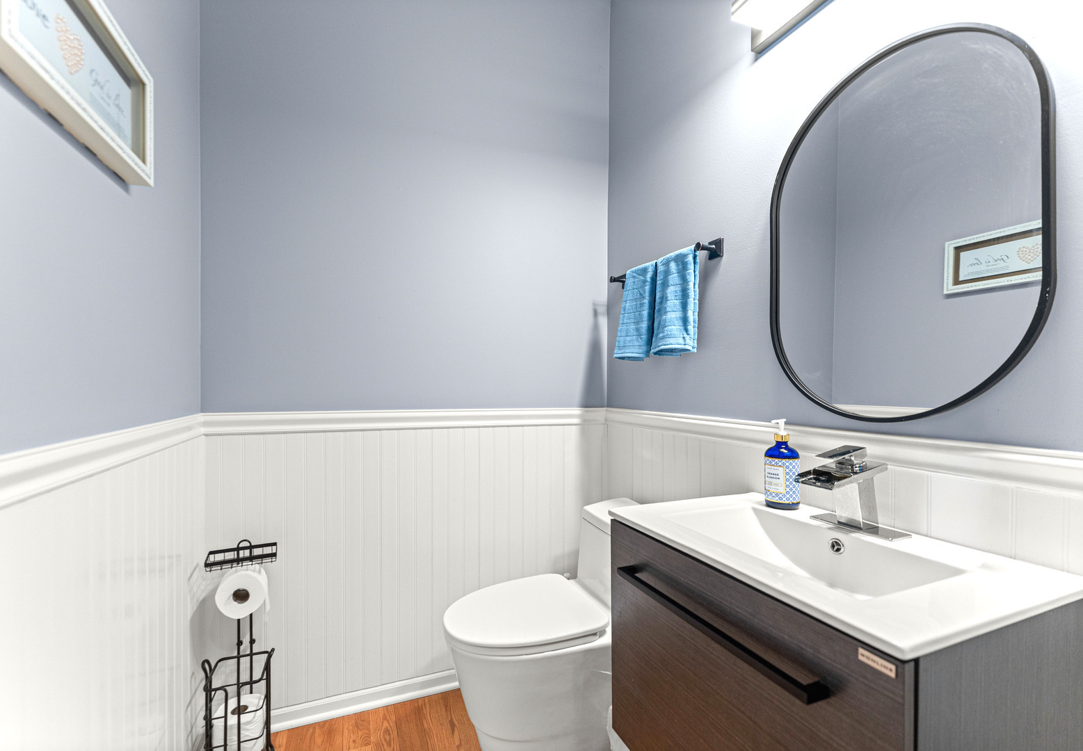 7 Pampas Court Bolingbrook, IL 60490 - Photo 18 of 39 a bathroom with a sink mirror and toilet