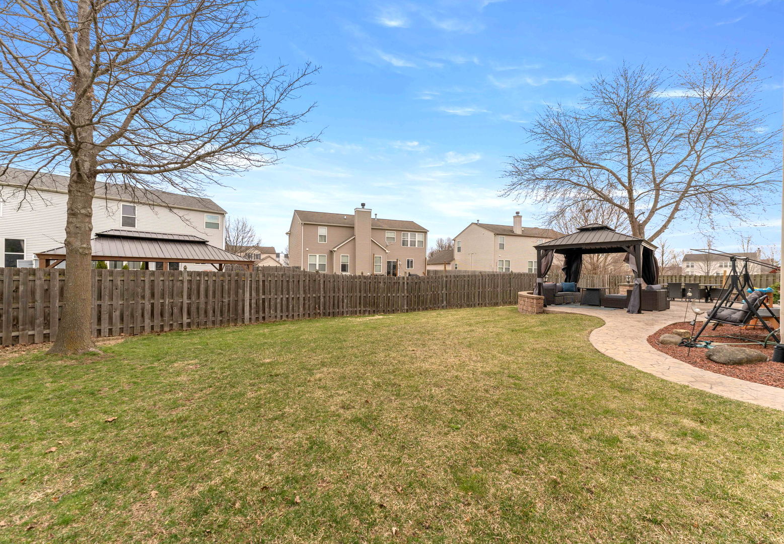 7 Pampas Court Bolingbrook, IL 60490 - Photo 33 of 39 a house view with outdoor space