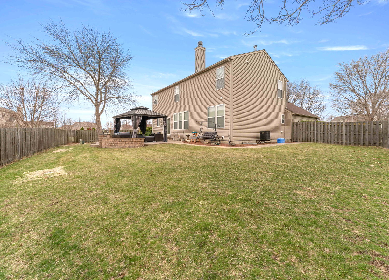 7 Pampas Court Bolingbrook, IL 60490 - Photo 35 of 39 a view of a house with a big yard
