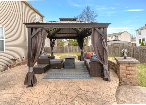 $495,000 | 7 Pampas Court, Bolingbrook, IL 60490