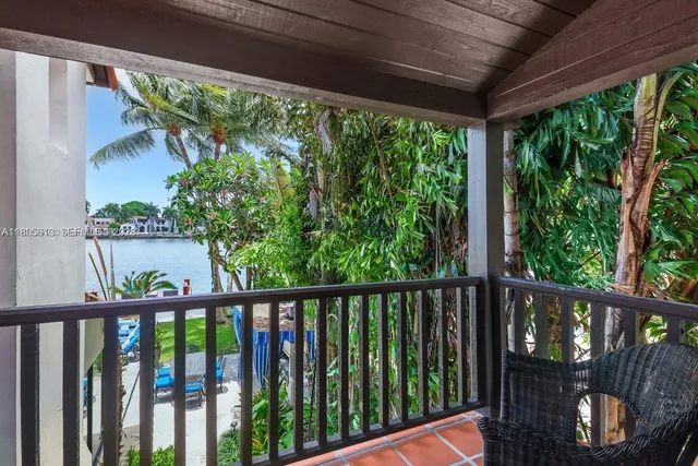 $14,900,000 | 56 South Hibiscus Drive, Miami Beach, FL 33139