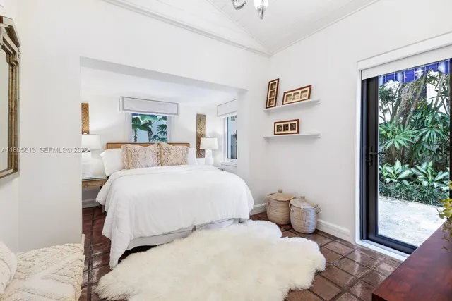 $14,900,000 | 56 South Hibiscus Drive, Miami Beach, FL 33139