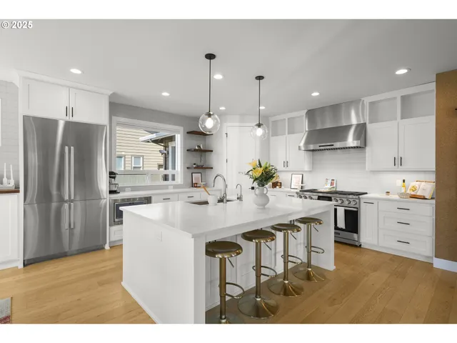 $1,250,000 | 5872 Southeast Provence Street, Hillsboro, OR 97123