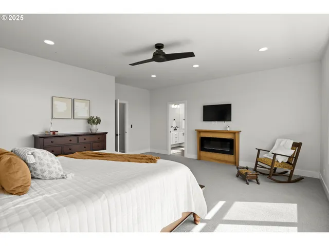 $1,250,000 | 5872 Southeast Provence Street, Hillsboro, OR 97123