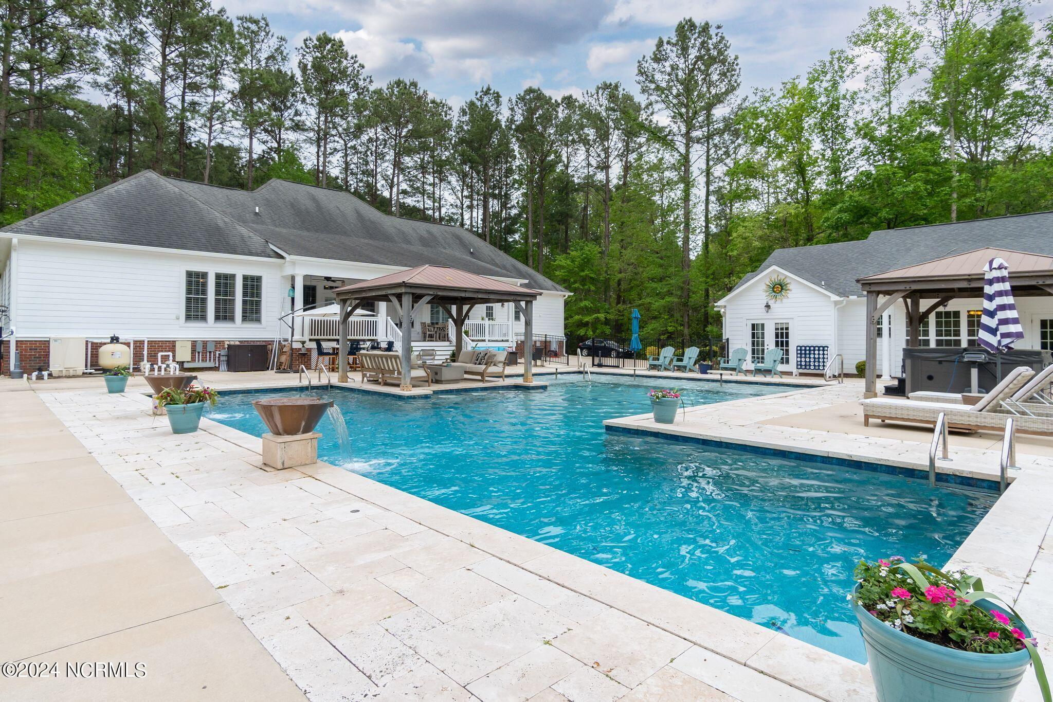 29 Gables Road New Bern, NC 28562 - Photo 61 of 104 Rear