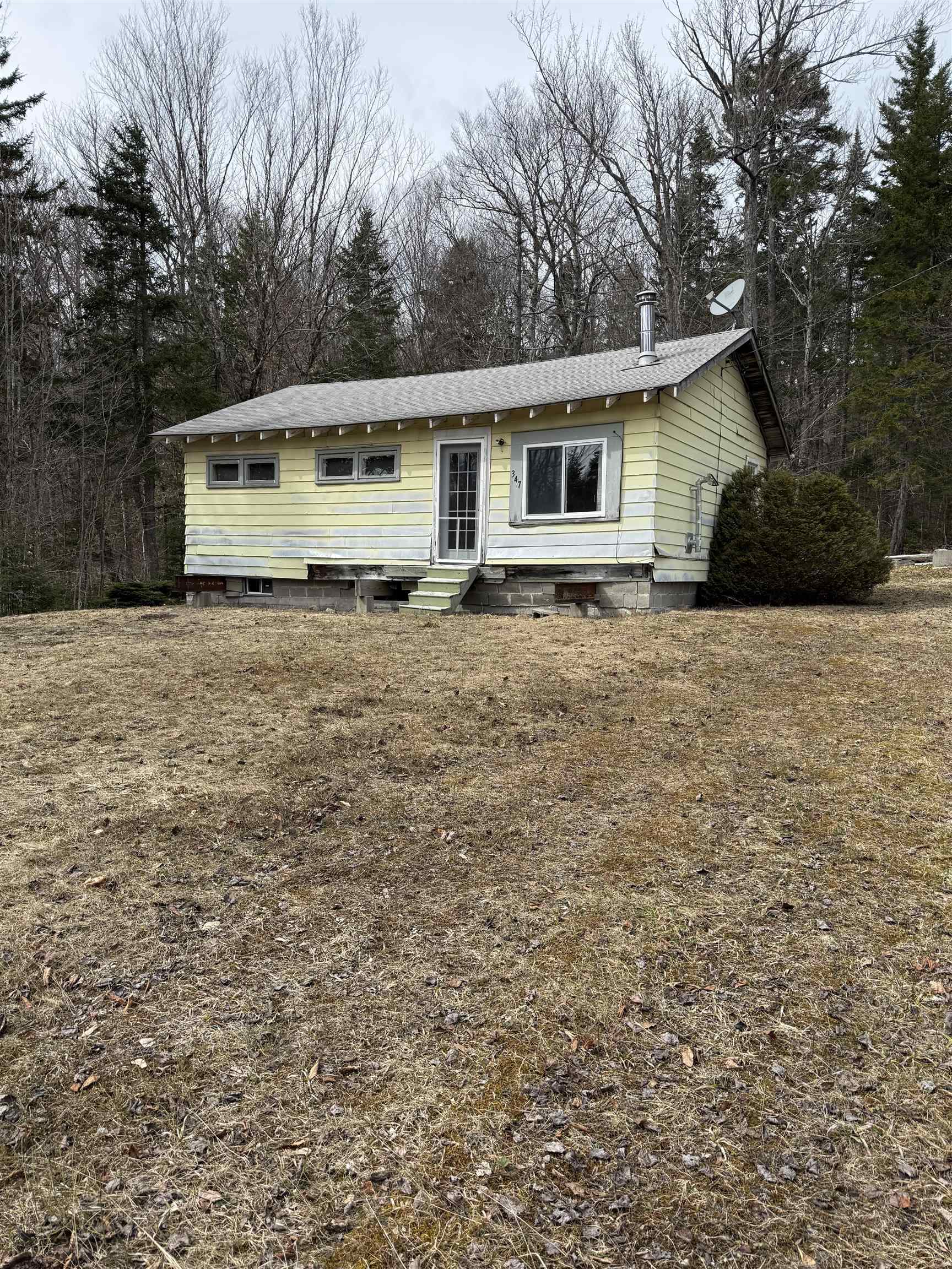 347 Hickory Road Woodford, VT 05201 - Photo 2 of 14