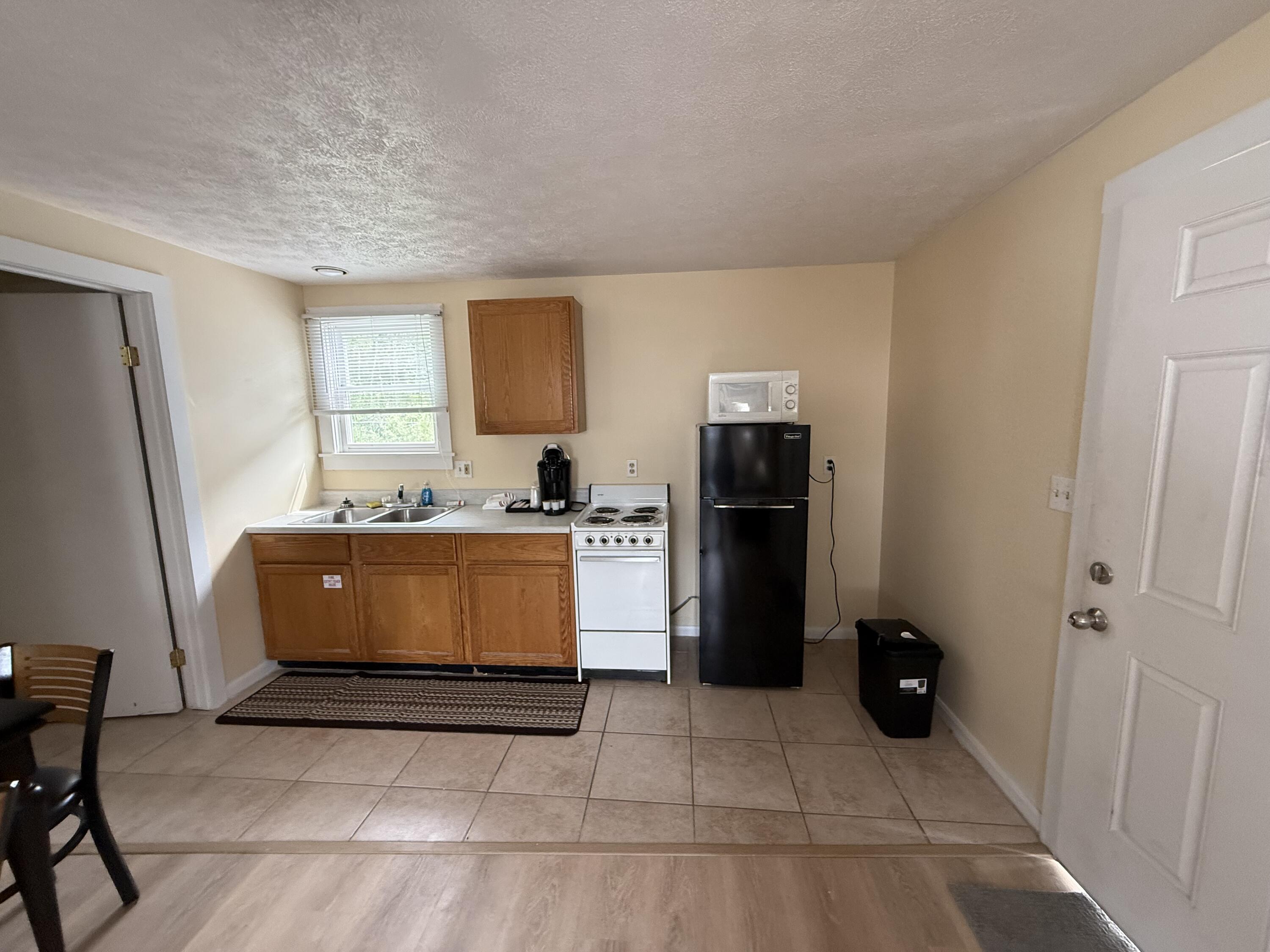 22 Ocean Park Road, Unit 133 Saco, ME 04072 - Photo 3 of 28