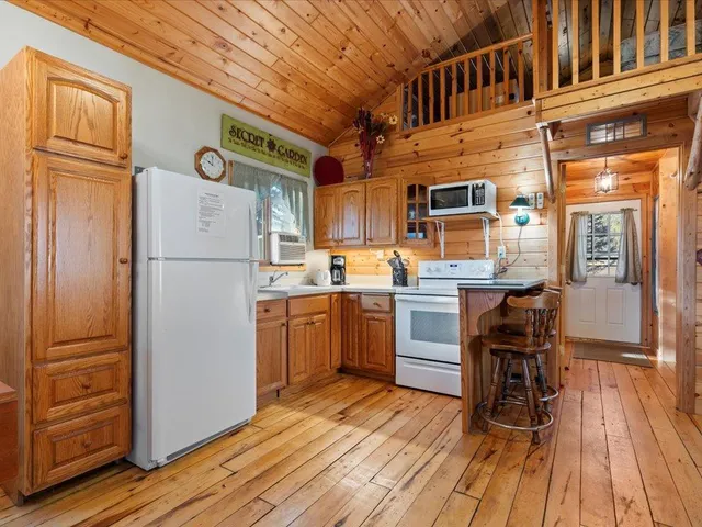 $1,500,000 | 40730 South Bay Drive, Emily, MN 56447