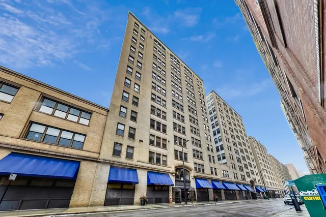 $2,000 | 780 South Federal Street, Unit 903, Chicago, IL 60605