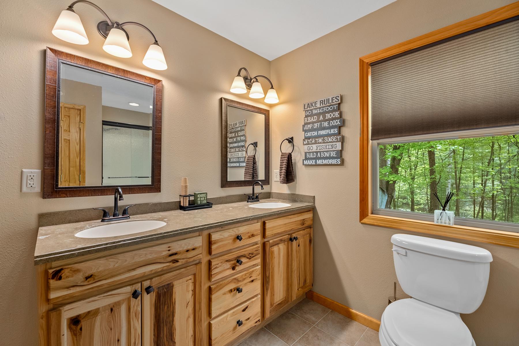 4210 Annie Lane Rhinelander, WI 54501 - Photo 13 of 47 Gallery Image 13