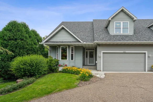 $580,000 | 4584 Lake Court, White Bear Lake, MN 55110