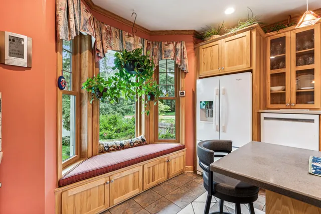 $580,000 | 4584 Lake Court, White Bear Lake, MN 55110