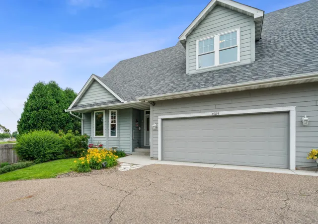 $549,000 | 4584 Lake Court, White Bear Lake, MN 55110