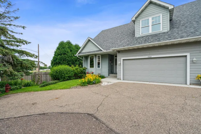 $580,000 | 4584 Lake Court, White Bear Lake, MN 55110