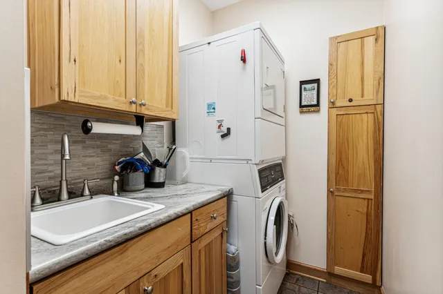 $580,000 | 4584 Lake Court, White Bear Lake, MN 55110