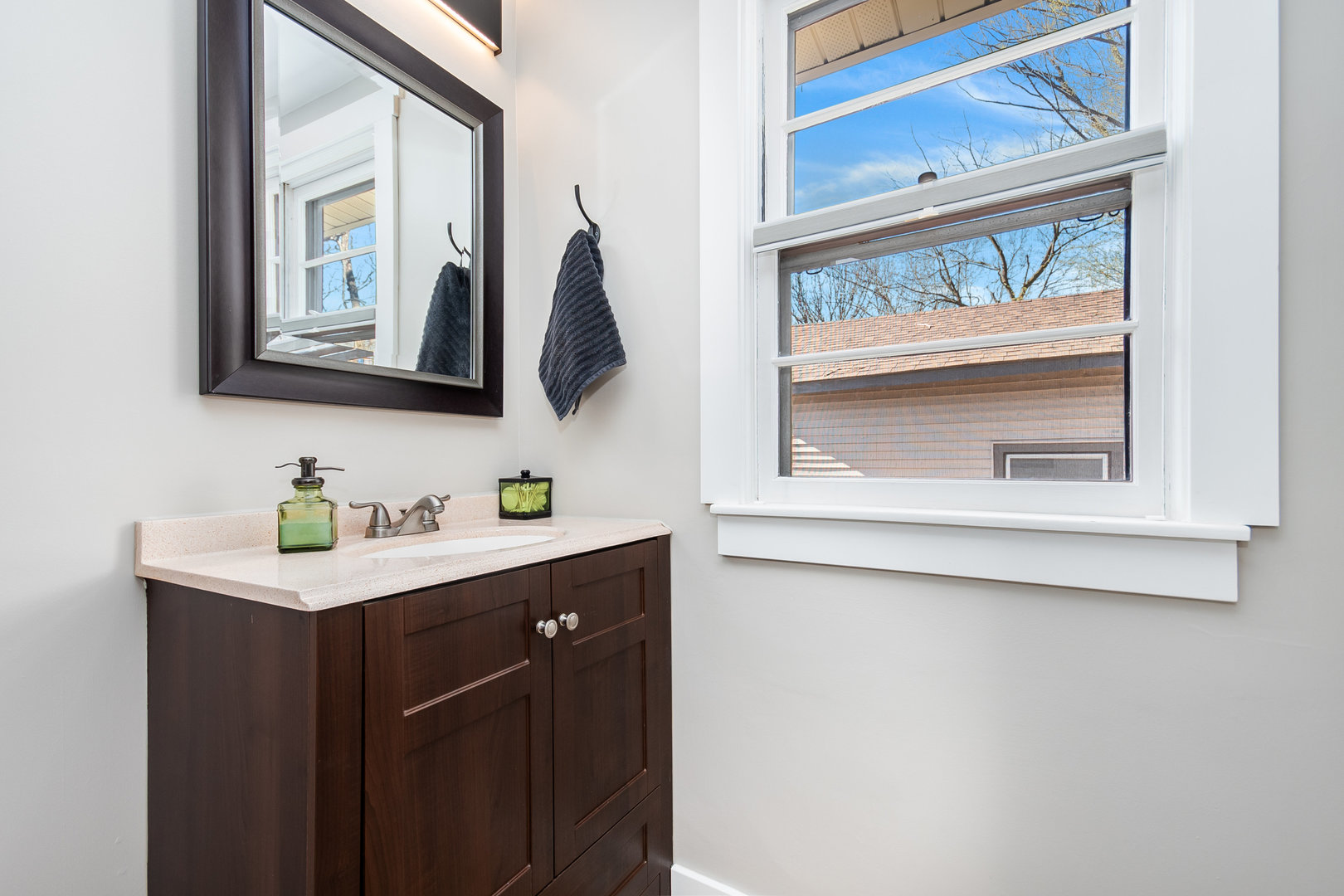 555 Oldfield Road Downers Grove, IL 60516 - Photo 25 of 42 Gallery Image 25