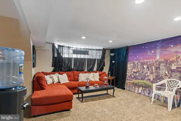 $2,050 | 2874 Tolbut Street, Philadelphia, PA 19136