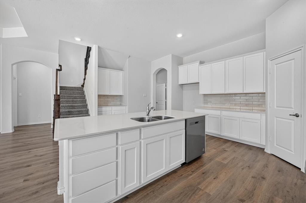 3703 High Country Road Aubrey, TX 76227 - Photo 7 of 32 Gallery Image 7