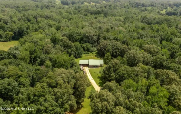 $490,000 | 247 Sandy Branch Road, Sarah, MS 38665