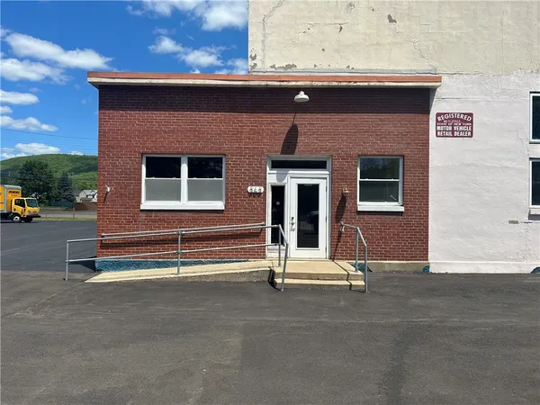 $2,750 | 363 East Market St Extension, Corning, NY 14830