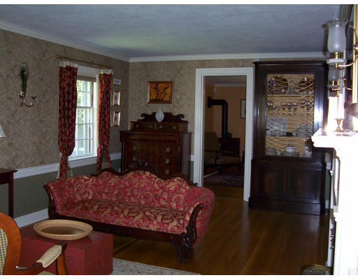 33 Pine Ridge Road Wellesley, MA 02481 - Photo 5 of 27 a bedroom with a bed and a dresser