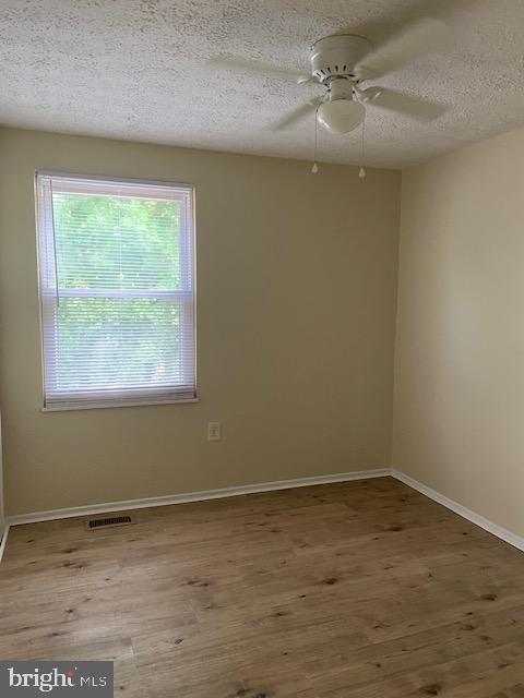 12510 Tove Road Clinton, MD 20735 - Photo 12 of 29 Bedroom 1