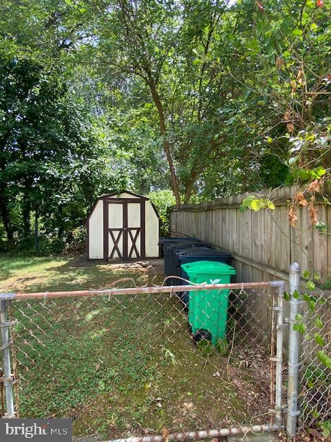 12510 Tove Road Clinton, MD 20735 - Photo 28 of 29 Shed
