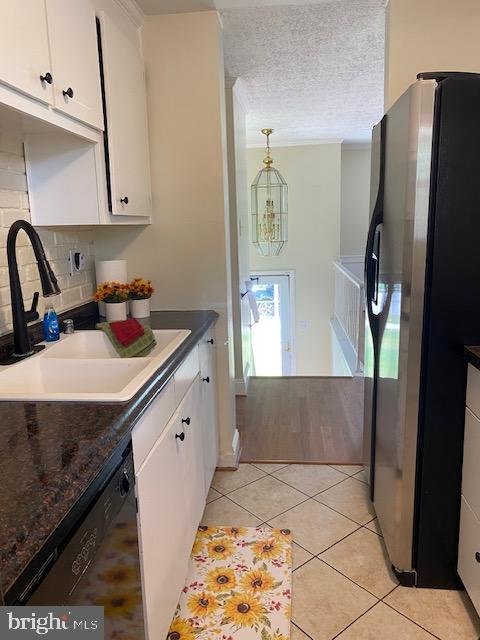 12510 Tove Road Clinton, MD 20735 - Photo 3 of 29 Kitchen top of entry stairwell